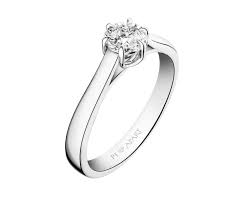 White gold diamond ring